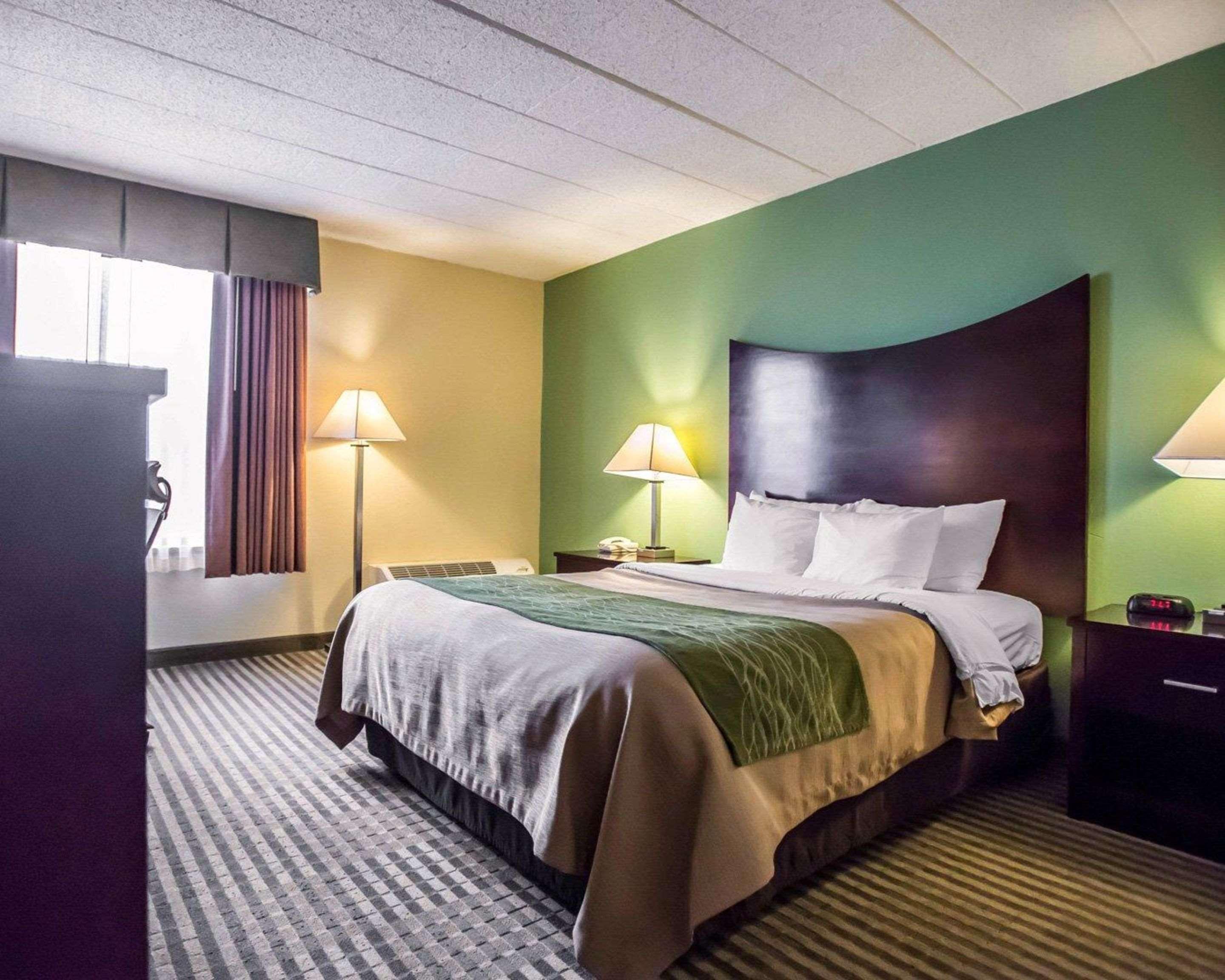 Quality Inn Mill Hall - Lamar Exteriör bild