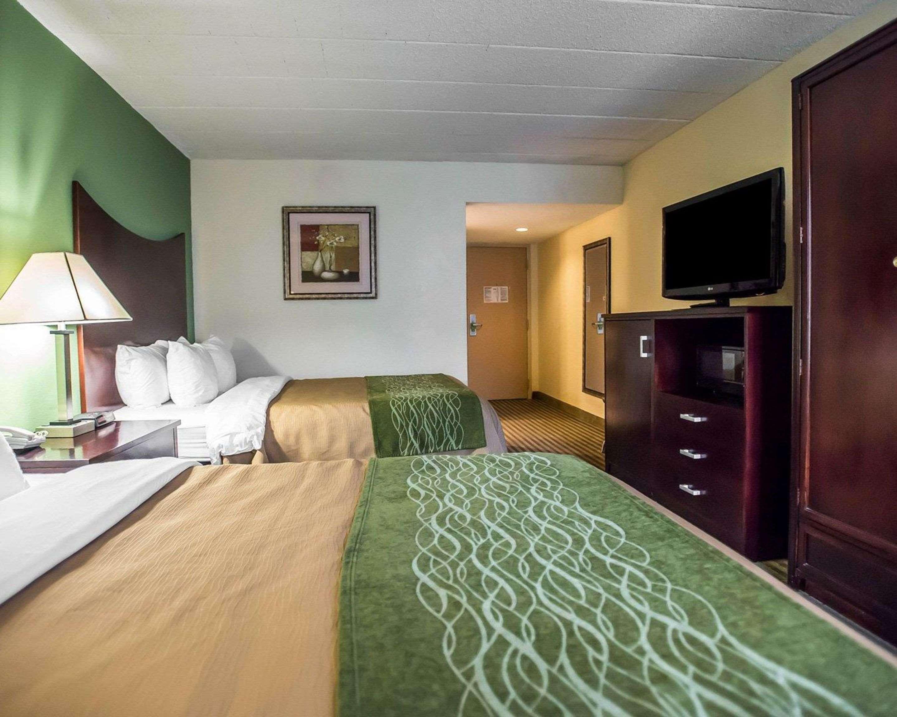Quality Inn Mill Hall - Lamar Exteriör bild